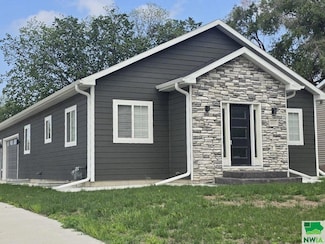 717 5th Ave, South Sioux City, NE 68776