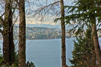 8410 SE 47th St, Mercer Island, WA 98040