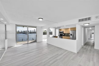 16570 NE 26th Ave Unit 2A, North Miami Beach, FL 33160