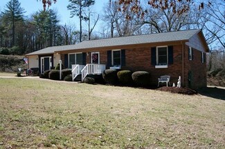 123 Cross Over Rd, Ellenboro, NC 28040
