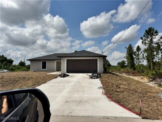 3007 53rd St W, Lehigh Acres, FL 33971