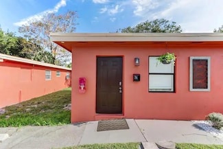 74 NE 5th St, Deerfield Beach, FL 33441