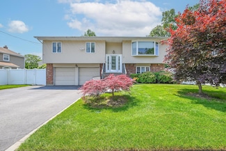 3992 Mill Rd, Seaford, NY 11783