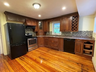 340 Concord Rd, Billerica, MA 01821