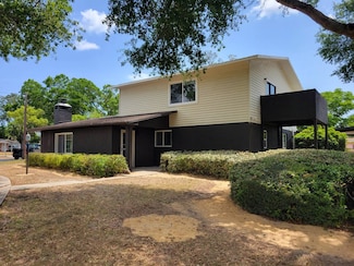 743 Mercedes Ave, Daytona Beach, FL 32114