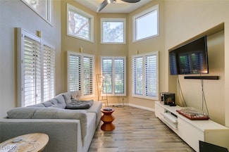 7217 Mission Hills Dr, Las Vegas, NV 89113
