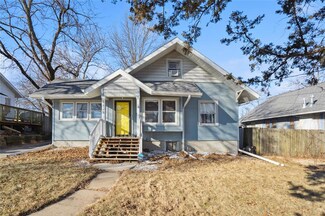 1626 30th St, Des Moines, IA 50310