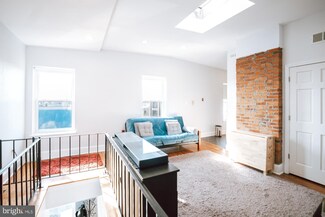 1009 S 8th St Unit 4, Philadelphia, PA 19147