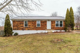 300 Static Rd, Paris, KY 40361