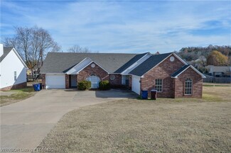 6907 Black Gum Cir, Fort Smith, AR 72916