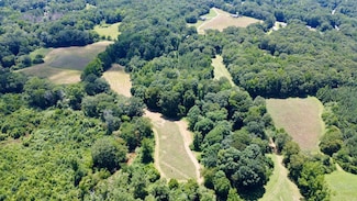 270 Red Barn Rd, Bowdon, GA 30108