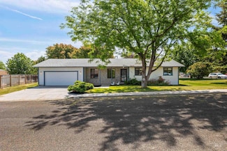 1131 Aztec Dr, Twin Falls, ID 83301