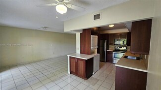 5800 SW 127th Ave Unit 2212, Miami, FL 33183