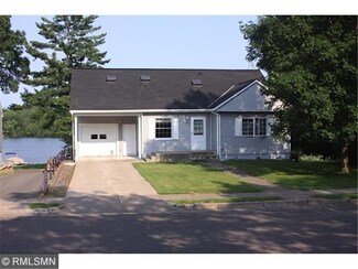 1300 Comstock Ave, Cumberland, WI 54829