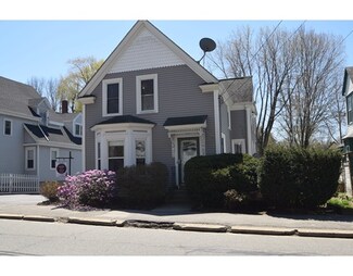 209 Groveland St, Haverhill, MA 01830