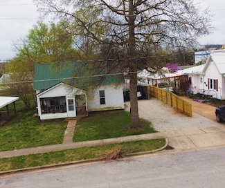 817 Main St, Cabool, MO 65689