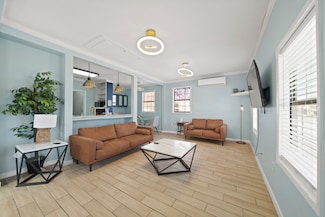 1015 9th St Unit A, Galveston, TX 77550