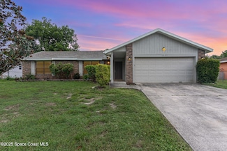 1337 Pakenham St NW, Palm Bay, FL 32907
