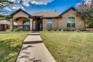 1409 Meadowlark Ln, Glenn Heights, TX 75154