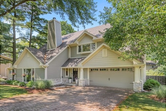 2 Cedar Gate Cir, Sugar Grove, IL 60554