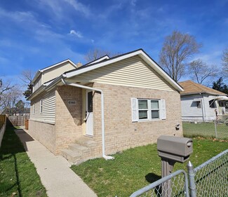 6146 Alexander Ave, Hammond, IN 46323