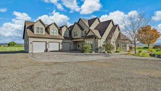1516 13 Rd, Loma, CO 81524