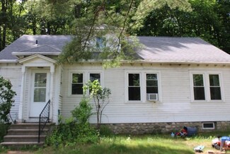 321 Easthampton Rd, Northampton, MA 01060