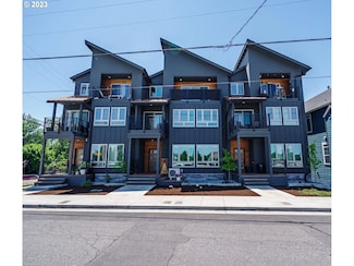 306 N Bridgeton Rd, Portland, OR 97217