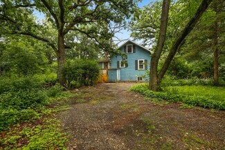 22890 W Lake Cook Rd, Deer Park, IL 60010