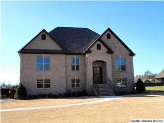 1027 Derby Pkwy, Kimberly, AL 35091