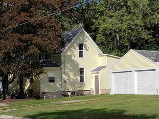 805 Harriet Ave, South Beloit, IL 61080