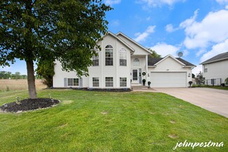 2491 Crystal Meadows St SE Unit 70, Caledonia, MI 49316
