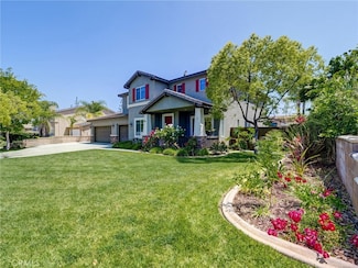 8242 Daisy Ln, Riverside, CA 92508