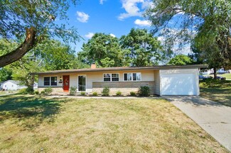 617 E 2nd St, Franklin, OH 45005