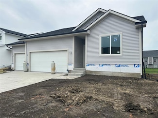 5516 Greene St, Ames, IA 50014