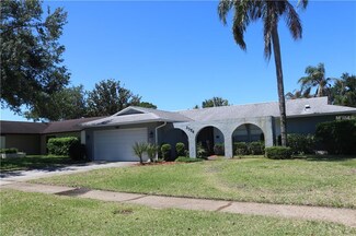 2356 Timbercrest Cir W, Clearwater, FL 33763