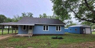 106 N Jefferson St, Toronto, KS 66777