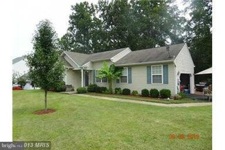 1 Palm Dr, Fredericksburg, VA 22405