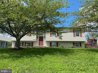 2123 Fifth St, Middletown, VA 22645