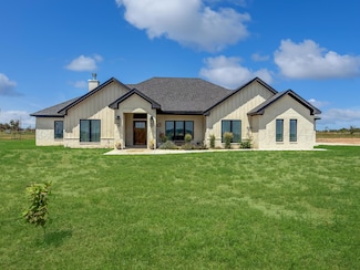 8775 County Line Rd, Fritch, TX 79036