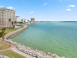 970 Cape Marco Dr Unit 402, Marco Island, FL 34145