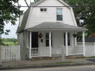 36 Palmer St, Quincy, MA 02169