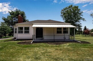 7048 Chestnut Ridge Rd, Lockport, NY 14094