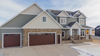 119 Westview Ln, Oxbow, ND 58047