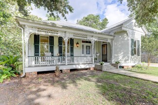 921 2nd St, Franklin, LA 70538