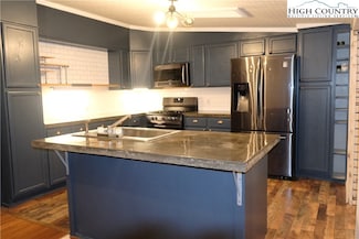 618 Rhymer Branch Rd, Triplett, NC 28618