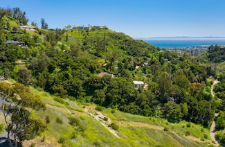 557 Sycamore Vista Rd, Santa Barbara, CA 93108