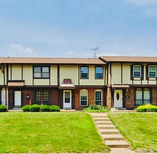 619 Rosetta Dr, Florissant, MO 63031