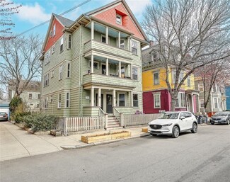 51 Wood St, Providence, RI 02909
