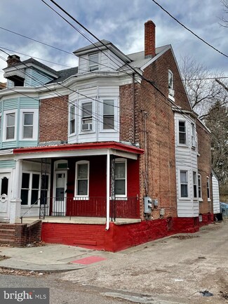 506 Farragut Ave, Trenton, NJ 08629